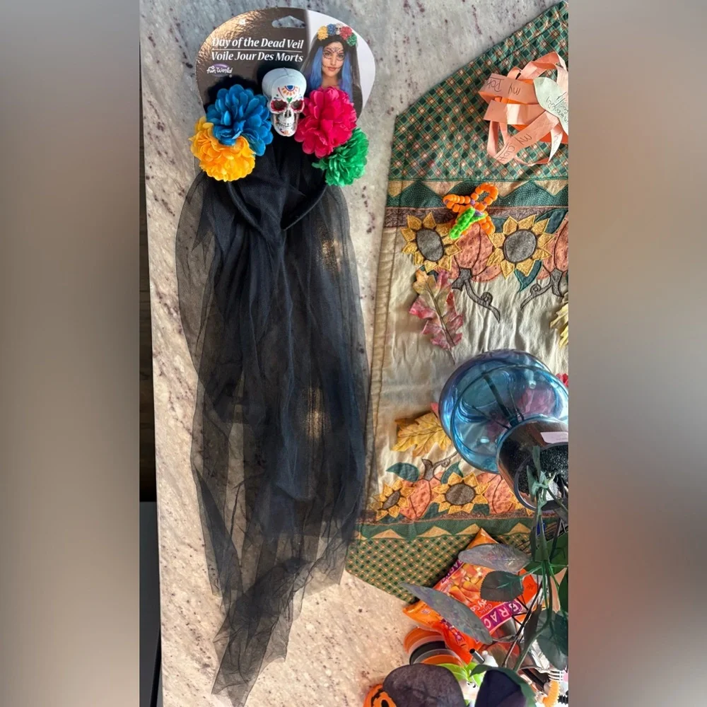 DIA DE LOS MUERTOS | Day of the Dead Festive and Colorful Floral Headband Veil